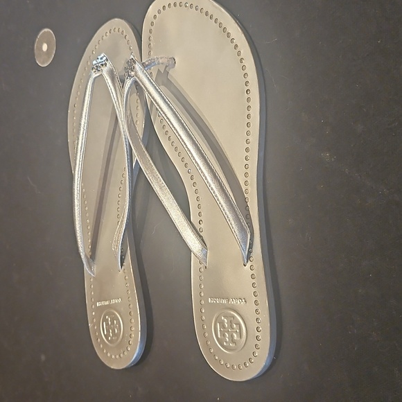 Tory Burch Silver Women's Sandals  7.5 - Picture 5 of 6